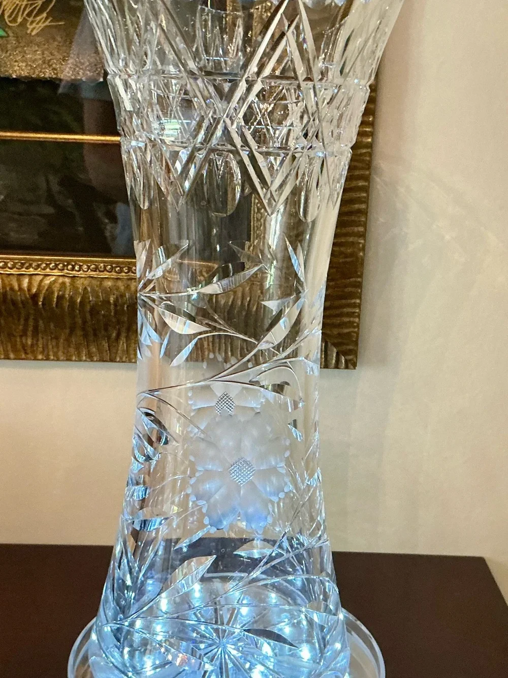 America Brilliant Period Cut Glass Corset Vase - Picture 6 of 8